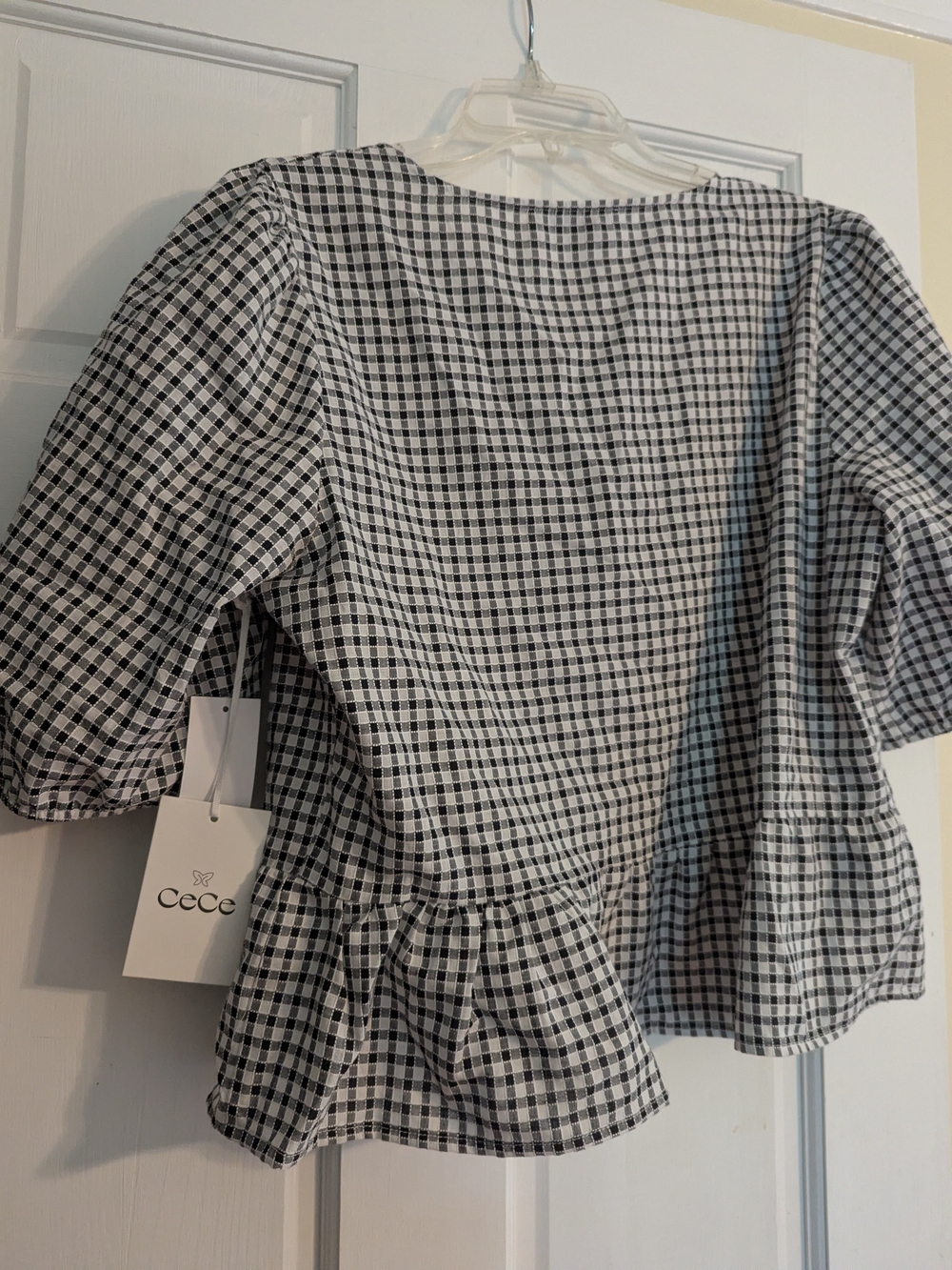 NWT Peplum CeCe Women's Black & White Gingham Tie-Front Top - Picture 5 of 6